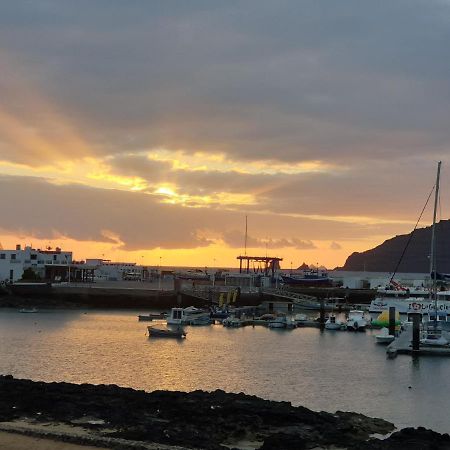 La Graciosa Camelia Beach Vistas Mar Caleta de Sebo Exterior foto